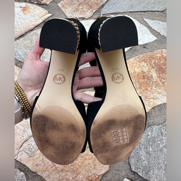 Michael Kors Black high heels. Size 9 1/2. - Picture 4 of 5